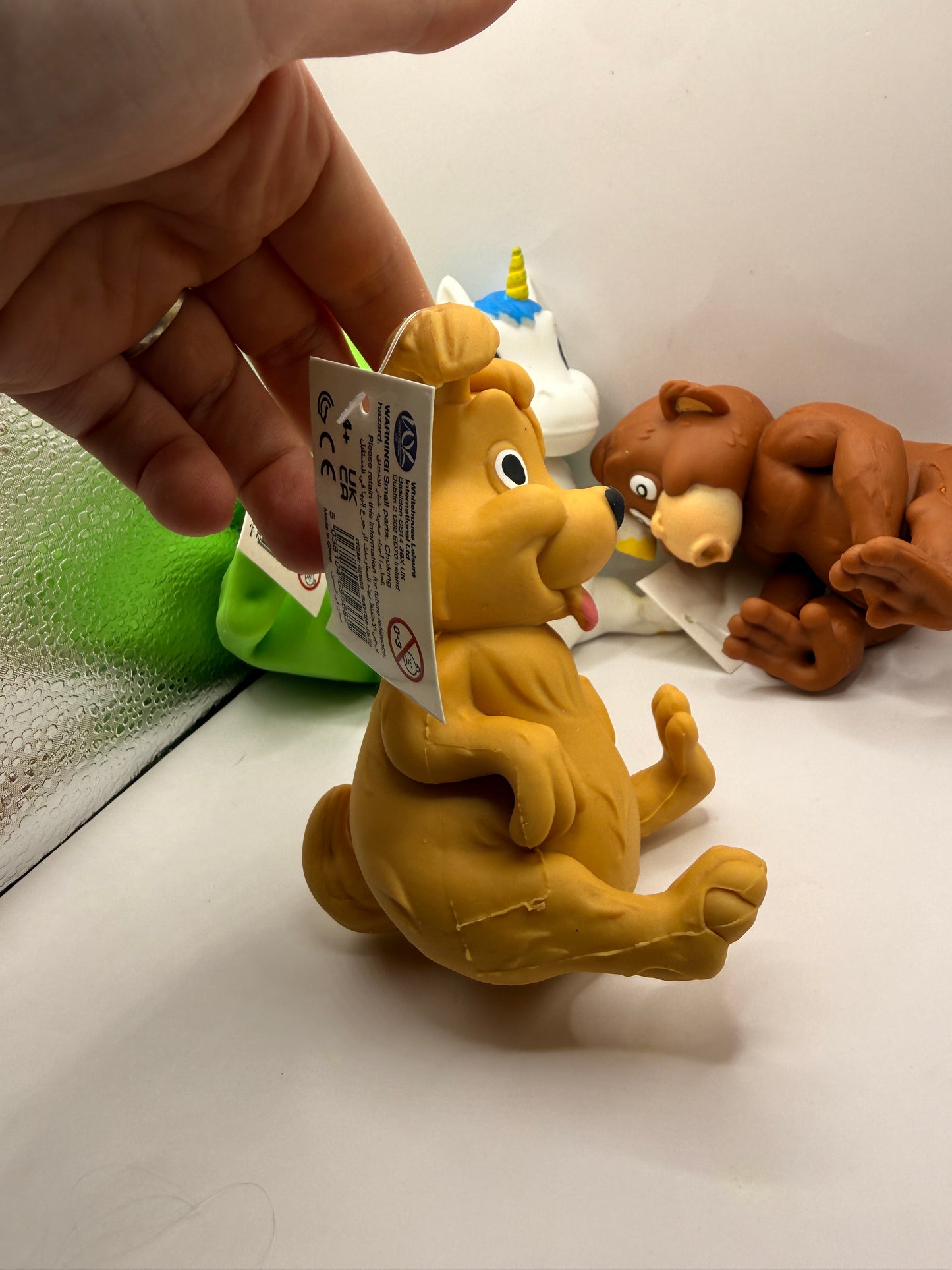 Stretchy sand filled creatures
