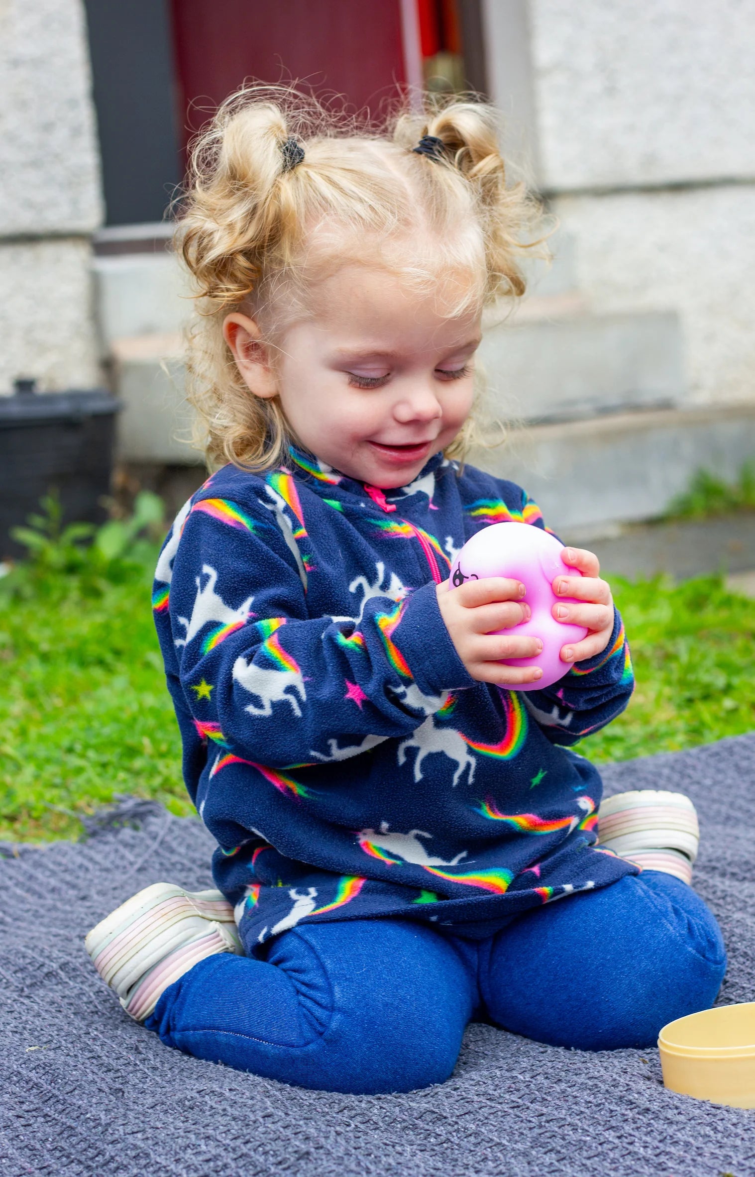 Scrunchems Dumpling Squishy Fidget Toy - Fidgeting Fingers