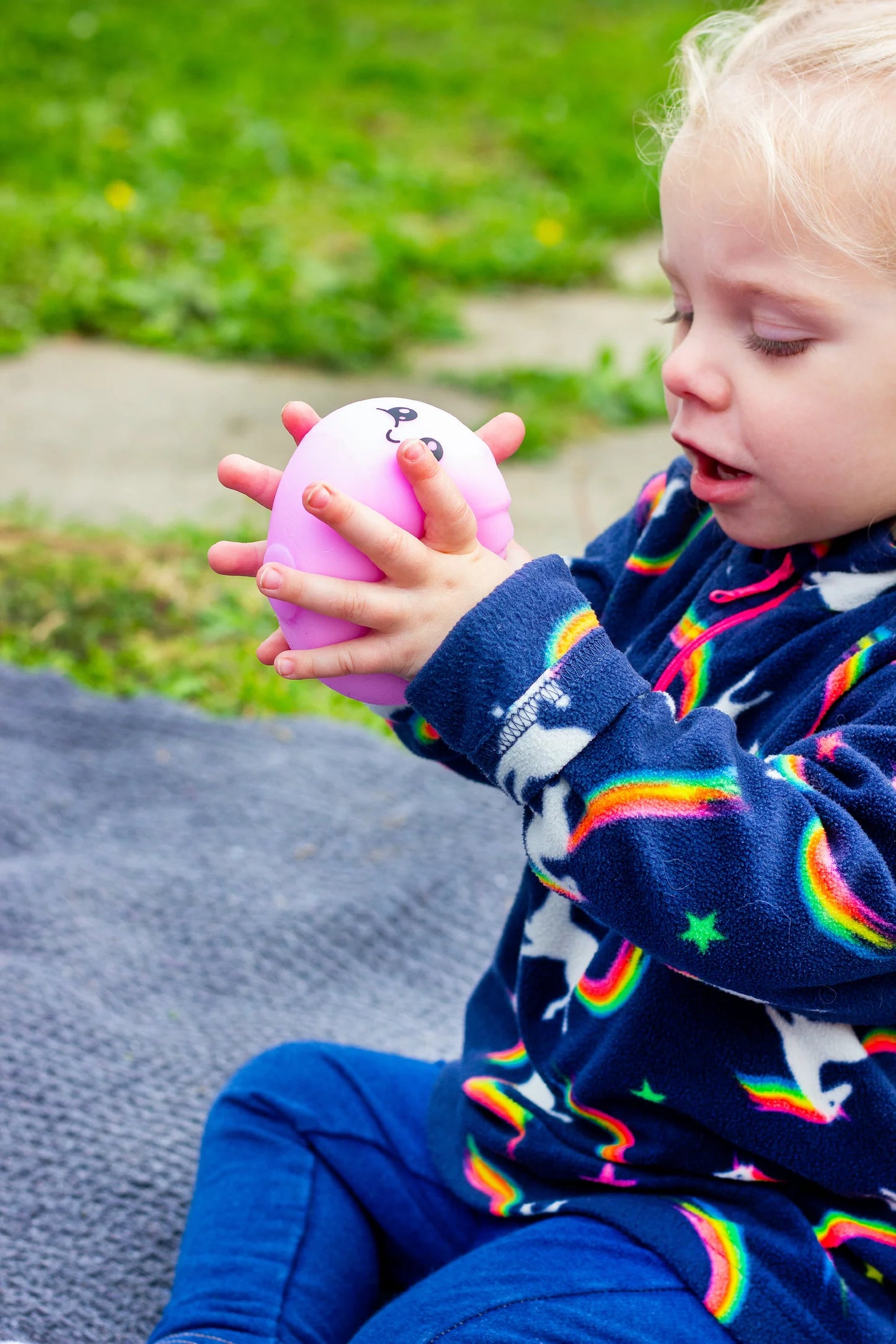 Scrunchems Dumpling Squishy Fidget Toy - Fidgeting Fingers