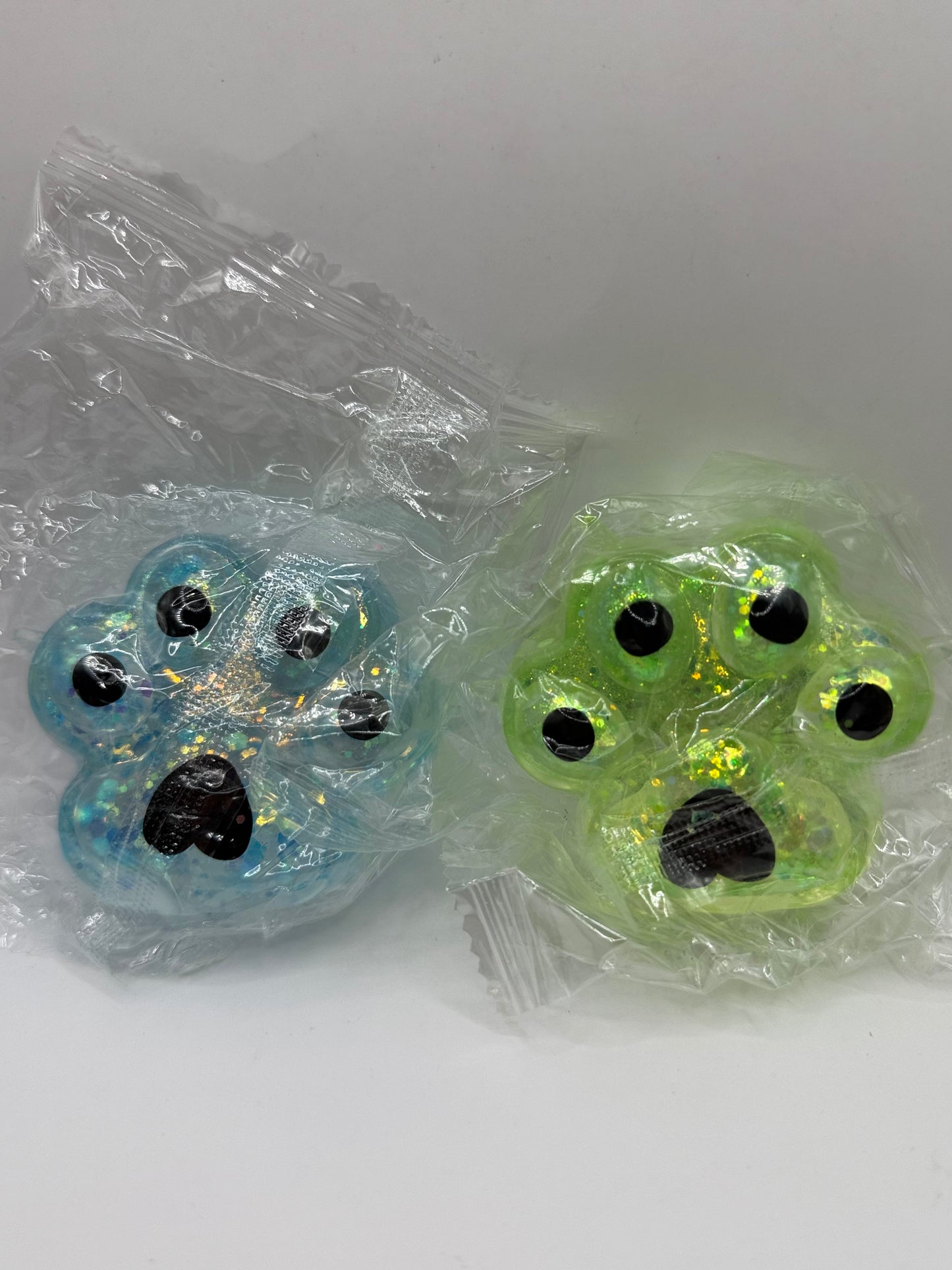Sugar filled paw fidget