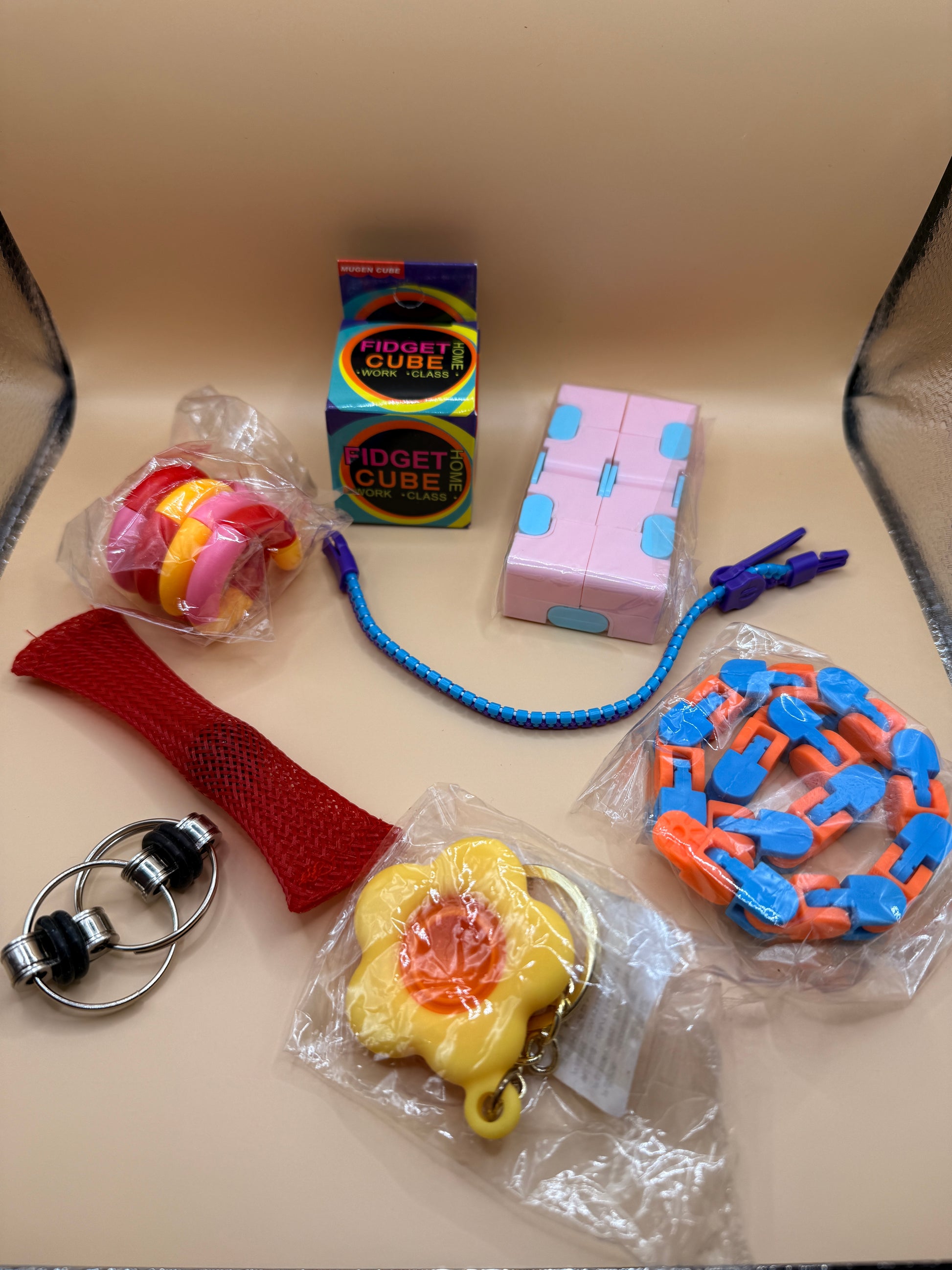 Silent Focus Fidget Bundle – Quiet Sensory Toys for School, Work & Study - Fidgeting Fingers