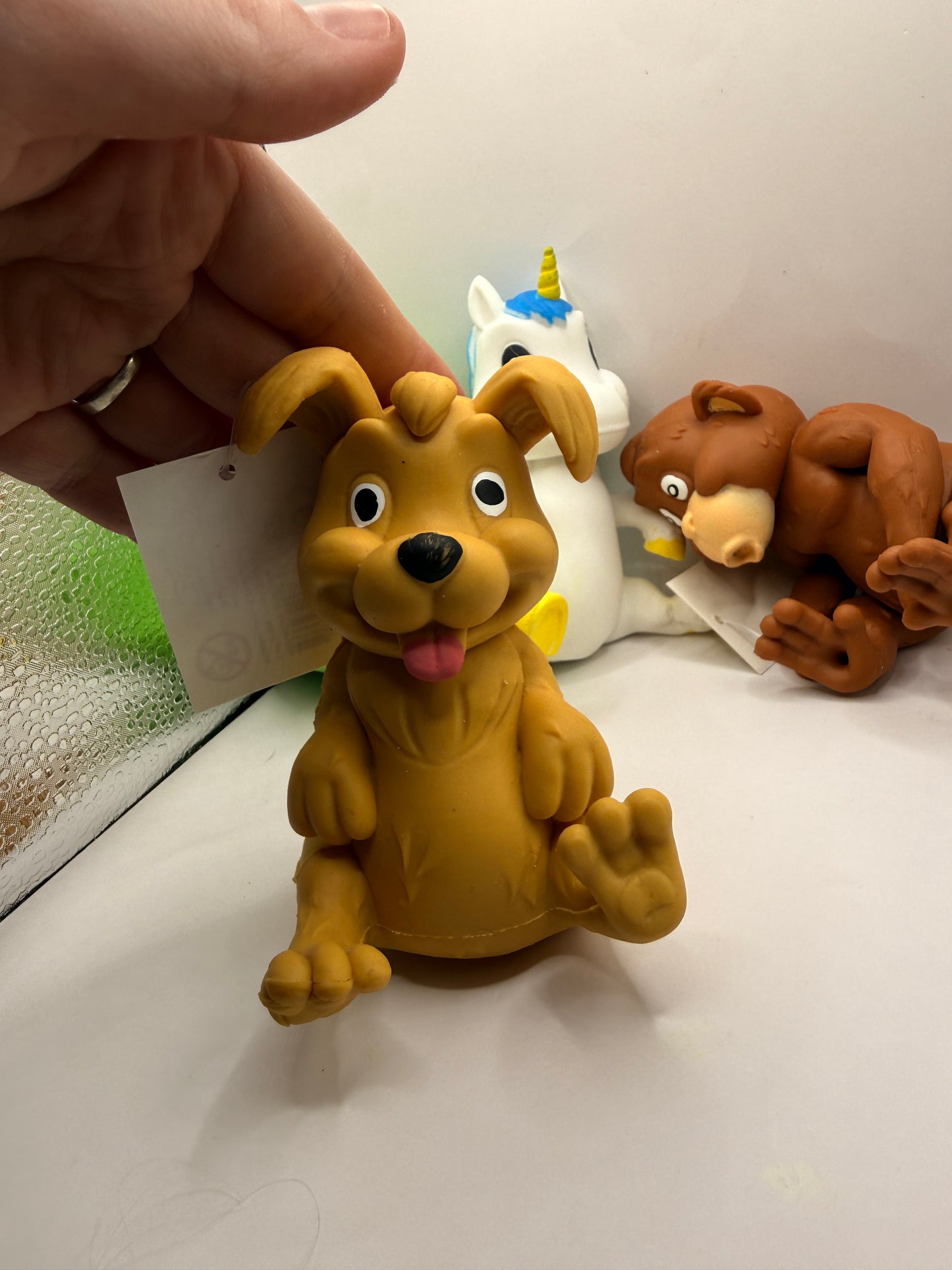 Stretchy sand filled creatures