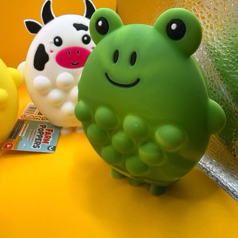 Pop it animals with suction feet