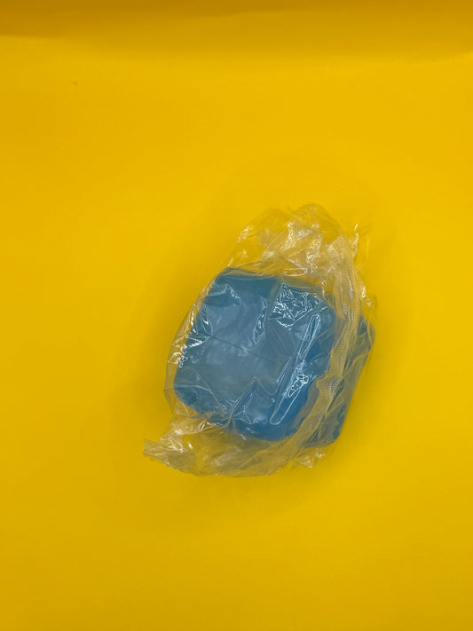 Glow in the dark jelly ice cube squishy sensory toy

Gel-filled jelly cube stress toy on yellow background

Squeeze squishy ice cube fidget toy for stress relief