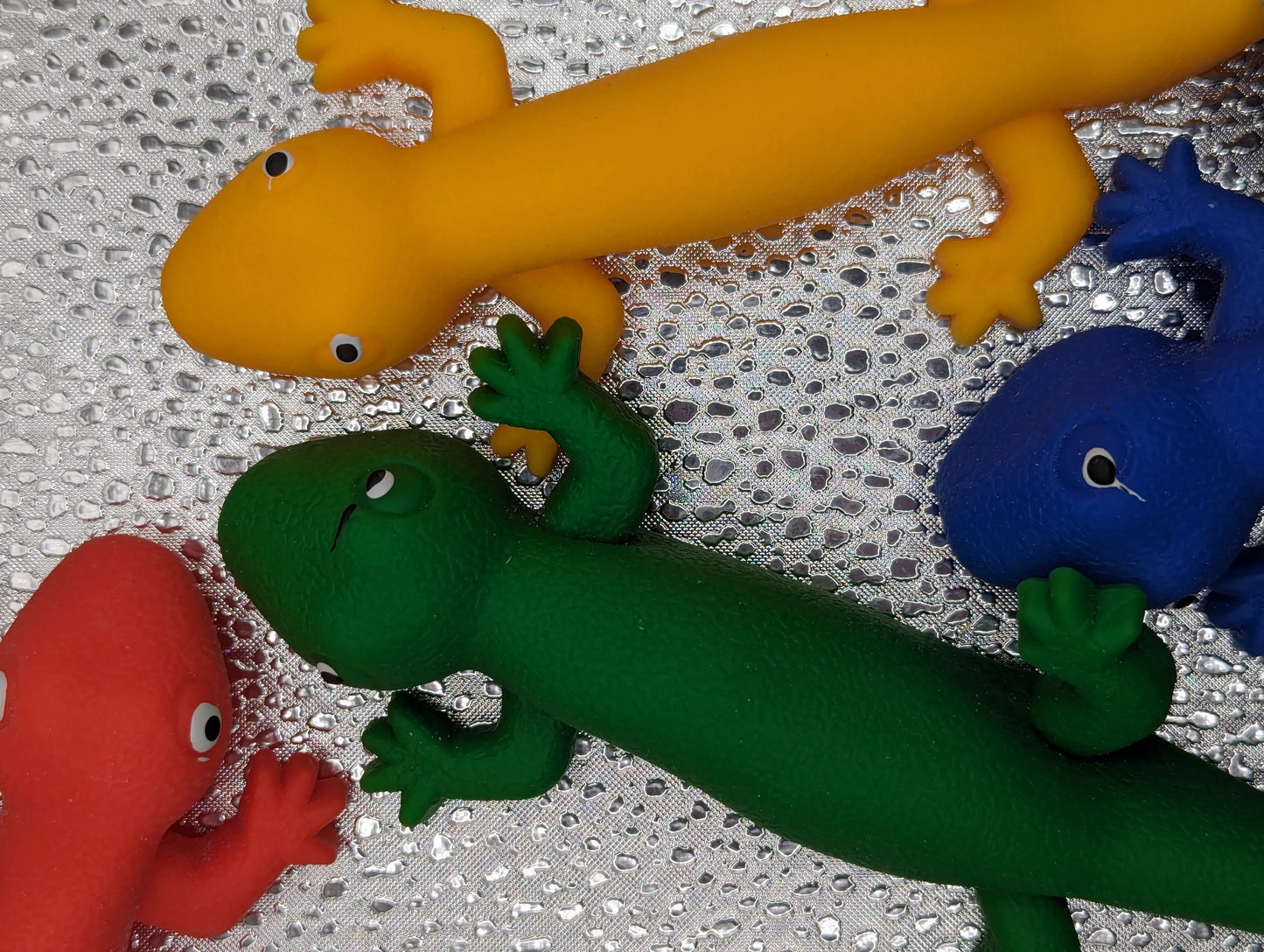 Slingshot animals - Fidgeting Fingers
