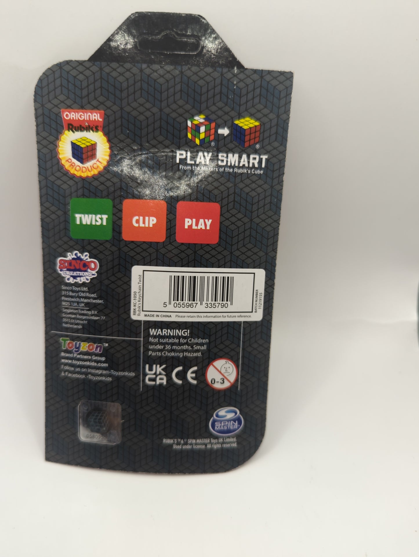 Rubik's keychain twist - Fidgeting Fingers